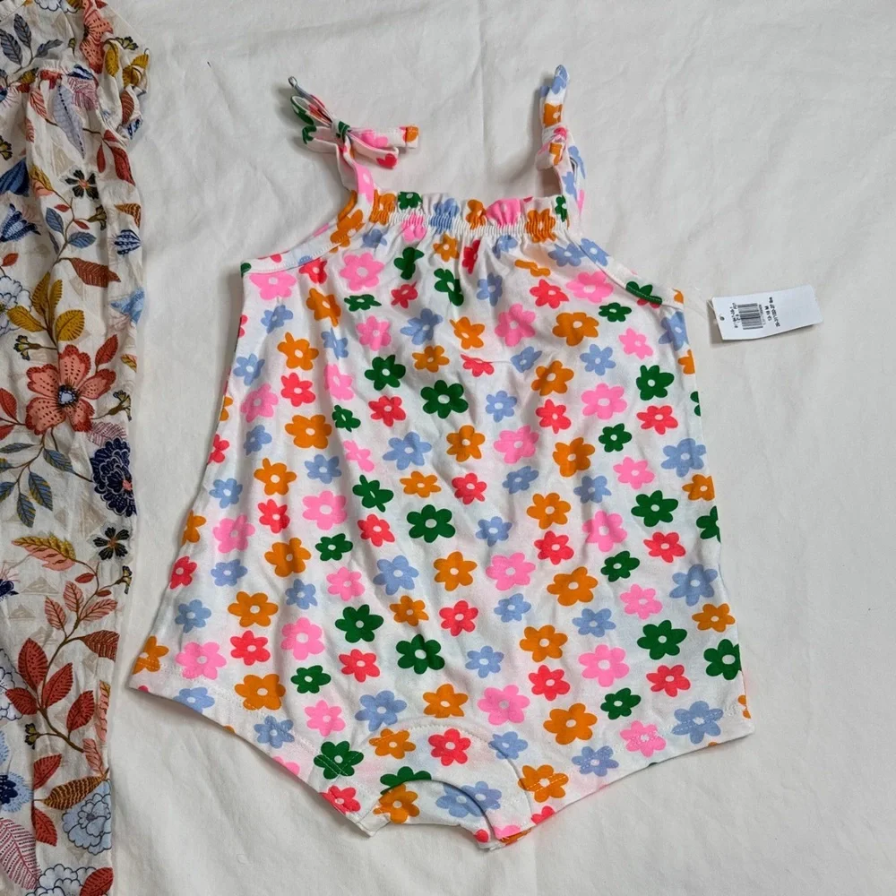 NEW WITH TAGS Mixed Pattern Baby Outfit Bundle - Floral, Sea Life & Daisy Prints